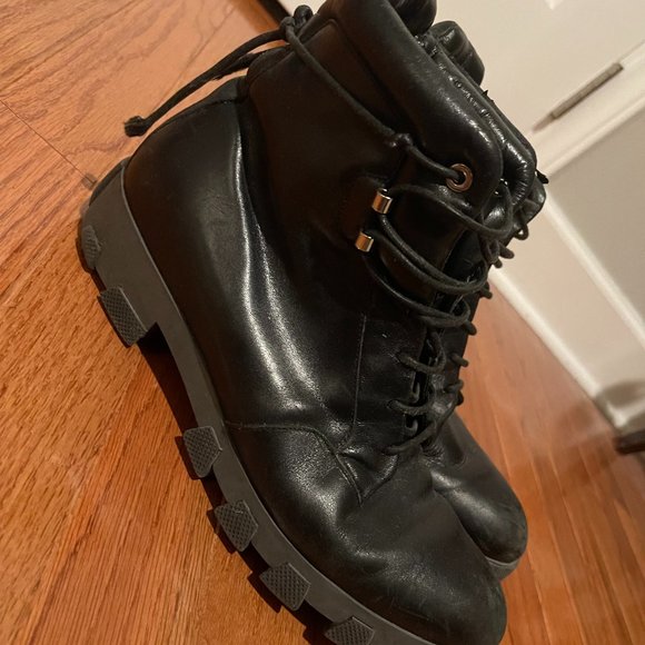 Men's BALENCIAGA Black Leather Work Utility Boots Size 7 US / IT 40 - Picture 1 of 10